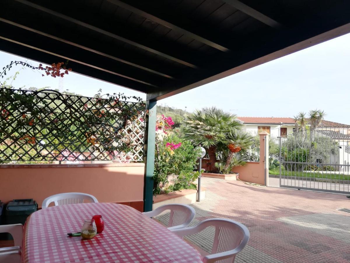 Arbatax Le Terrazze Sul Mare Aparthotel Luaran gambar